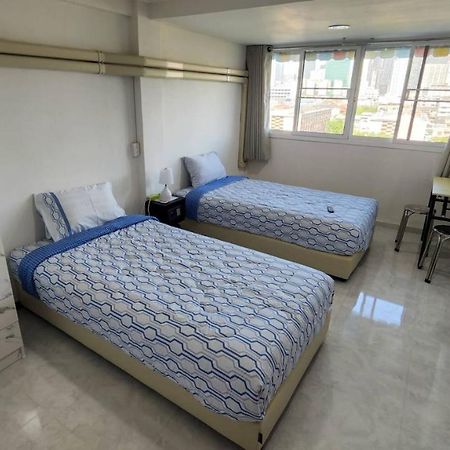 Apartment A4 Dindaeng Bangkok Buitenkant foto