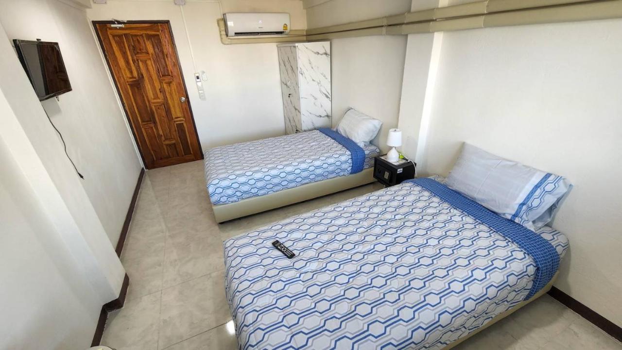 Apartment A4 Dindaeng Bangkok Buitenkant foto